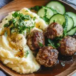Fleischb&auml;llchen mit Gurkensalat und Kartoffelstampf